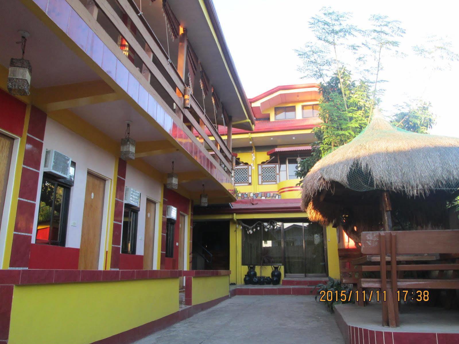 Lagrosa Backpackers Hotel Đảo Đảo Coron Ngoại thất bức ảnh