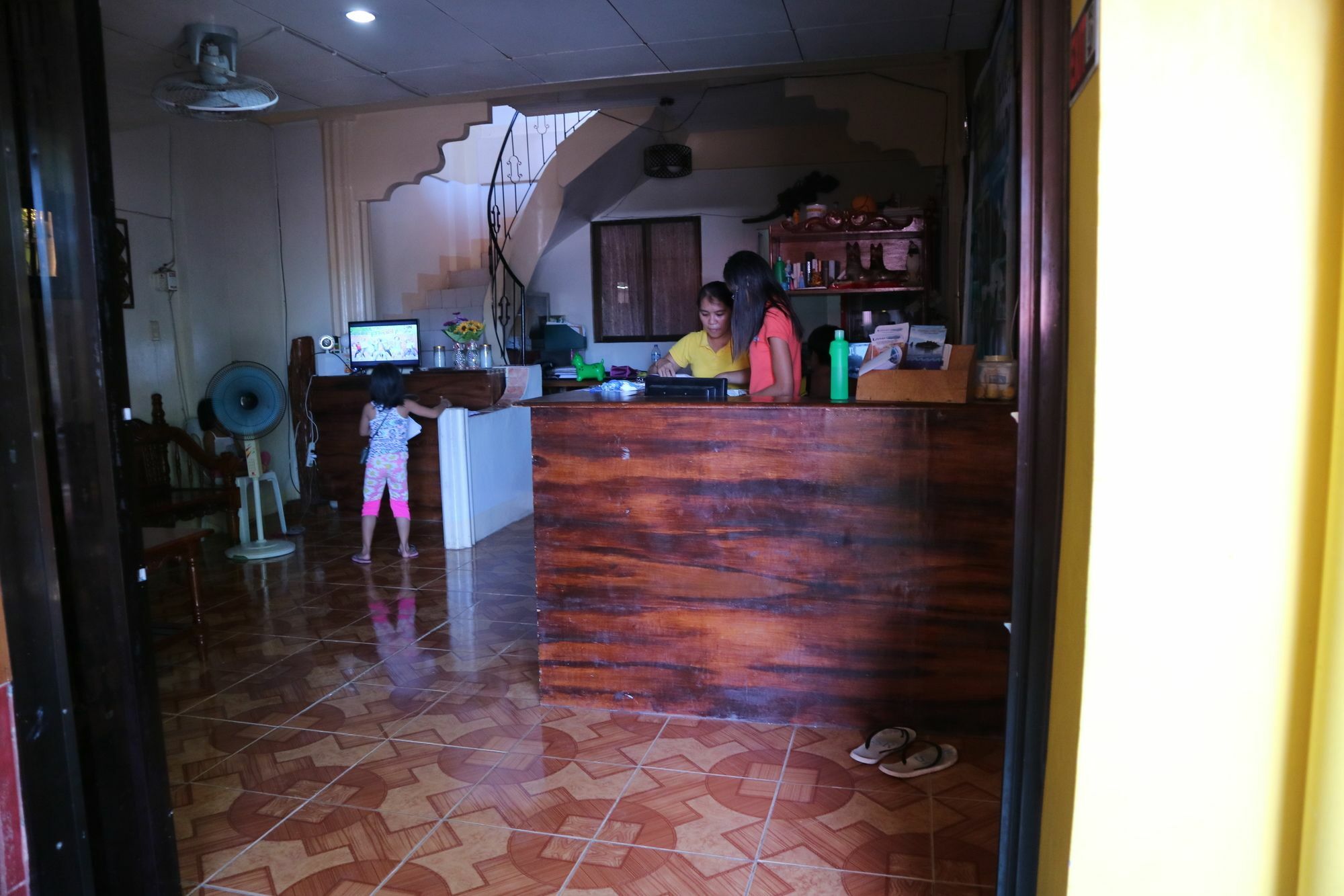Lagrosa Backpackers Hotel Đảo Đảo Coron Ngoại thất bức ảnh